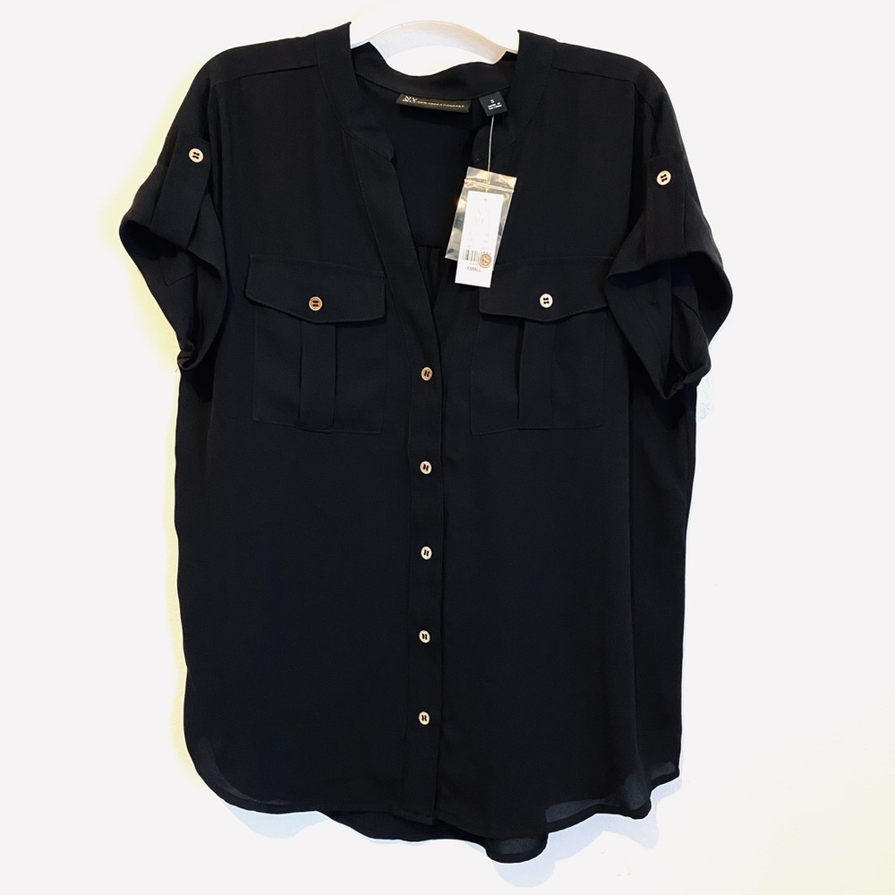 NWT Women’s Casual Short Sleeve Top